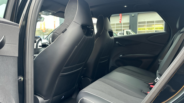 BYD Dolphin 150kW Design 60.4kWh 5dr Auto Electric Hatchback